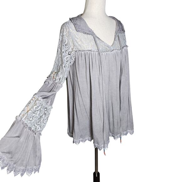 Pol Grey Whimseygoth Lace Boho Statement Sleeve Feminine Bell Sleeve Tunic top M - Picture 1 of 13